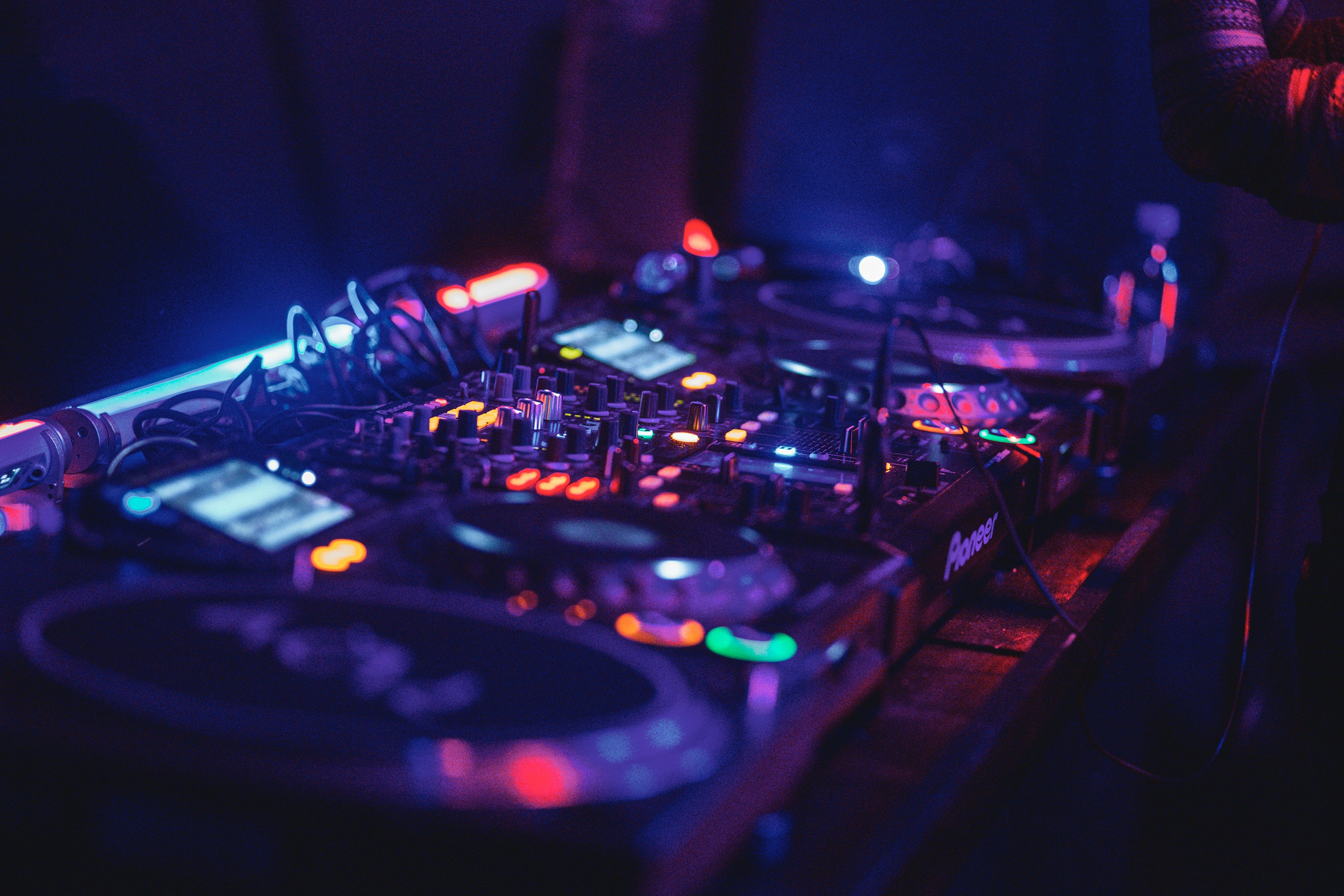DJ & Events